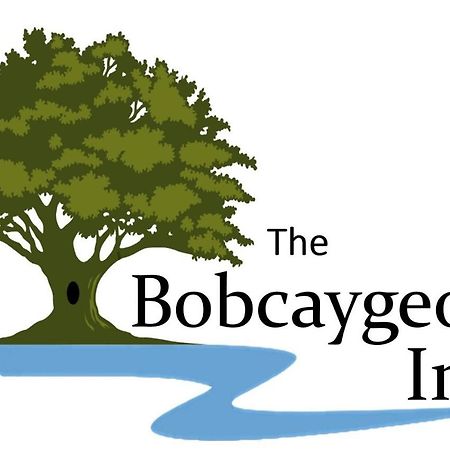 The Bobcaygeon Inn Bagian luar foto